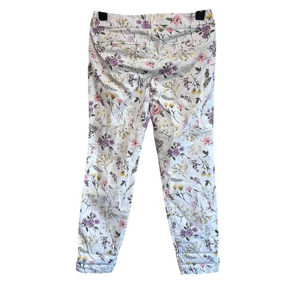 Old Navy Pixie Chino Pant Cropped Capri Spring White Floral Coquette 4 Regular - Picture 2 of 6